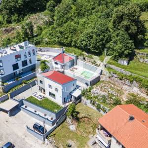 OPATIJA, BREGI - samostojeća kuća 180m2 s panoramskim pogledom na more + okućnica 600m2