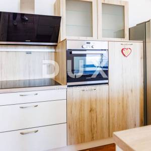 OPATIJA, BREGI - samostojeća kuća 180m2 s panoramskim pogledom na more + okućnica 600m2