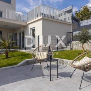 OPATIJA, BREGI - stan 85m2, DB+3S, 2.KAT s panoramskim pogledom na more i bazenom