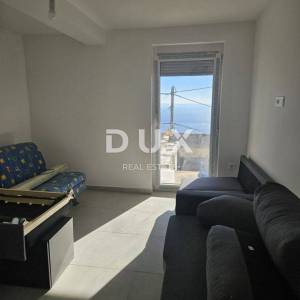 OPATIJA, BREGI - stan u prizemlju 70m2 s panoramskim pogledom na more i bazenom + okućnica 150m2