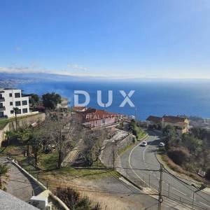 OPATIJA, BREGI - stan u prizemlju 70m2 s panoramskim pogledom na more i bazenom + okućnica 150m2