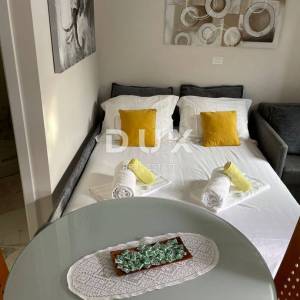 OPATIJA, BREGI - stan za najam za 6 radnika, moderno uređen, parking, balkon, terasa