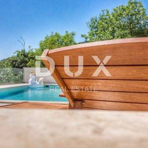 OPATIJA, BREGI - Vila 320m2 s panoramskim pogledom i bazenom + okoliš  500m2