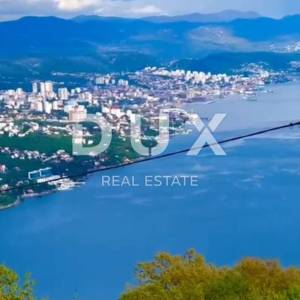 OPATIJA. BREGI- zemljište 1340m2 S GRAĐEVNOM DOZVOLOM!!! i s panoramskim pogledom na more za obiteljsku kuću/ villu/ apartmane/...
