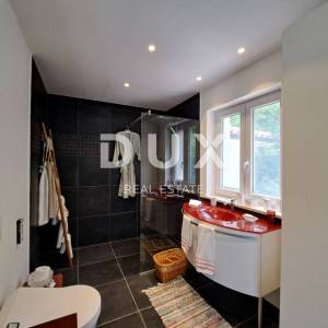 OPATIJA, BRSEČ- luksuzna vila 430m2 s bazenom i pogledom na more + uređena okućnica 2700m2