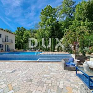 OPATIJA, BRSEČ- luksuzna vila 430m2 s bazenom i pogledom na more + uređena okućnica 2700m2
