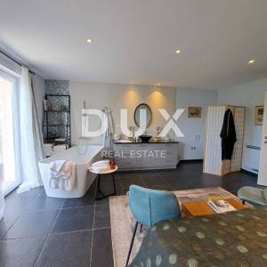 OPATIJA, BRSEČ- luksuzna vila 430m2 s bazenom i pogledom na more + uređena okućnica 2700m2