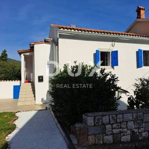 OPATIJA, BRSEČ - novouređeni apartman od 45 m2 s pogledom na more