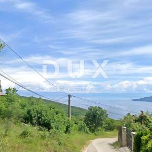 OPATIJA, BRSEČ - Urbanizirano zemljište s pogledom na slikovit obzor Kvarnerskog zaljeva