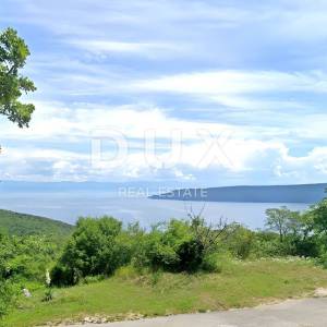 OPATIJA, BRSEČ - Urbanizirano zemljište s pogledom na slikovit obzor Kvarnerskog zaljeva