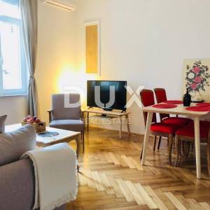 OPATIJA, CENTAR - 2 apartmana, 50m od mora