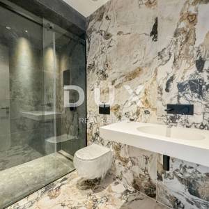 OPATIJA, CENTAR - 217m2 luksuza s vlastitim bazenom u novogradnji iznad centra Opatije, pogled, garaža