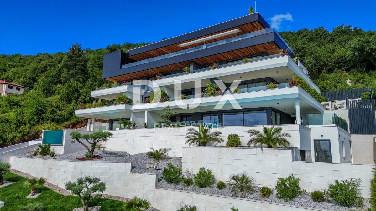 OPATIJA, CENTAR - 217m2 luksuza s vlastitim bazenom u novogradnji iznad centra Opatije, pogled, garaža