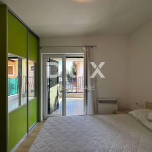 OPATIJA, CENTAR - 2S + DB s parkingom i pogledom