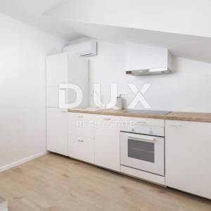 OPATIJA, CENTAR - adaptiran stan 170 m od mora
