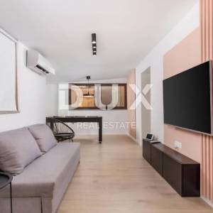 OPATIJA, CENTAR - adaptiran stan 170 m od mora