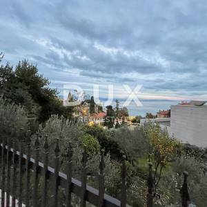 OPATIJA, CENTAR - Apartman 250m od mora u centru Opatije