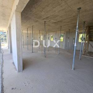 OPATIJA, CENTAR- dvoetažni penthouse 433m2 s panoramskim pogledom na more i krovnom terasom S2
