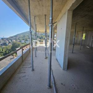 OPATIJA, CENTAR- dvoetažni penthouse 433m2 s panoramskim pogledom na more i krovnom terasom S2