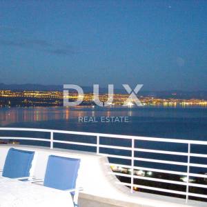 OPATIJA, CENTAR - dvoetažni stan 200m2 na 2.katu 3S+DB s panoramskim pogledom na more + okoliš 100m2