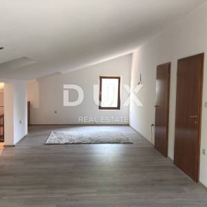 OPATIJA, CENTAR - dvoetažni stan 200m2 na 2.katu 3S+DB s panoramskim pogledom na more + okoliš 100m2