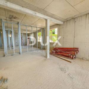 OPATIJA, CENTAR - ekskluzivan stan na prestižnoj lokaciji iznad centra Opatije, s garažom i panoramskim pogledom na more