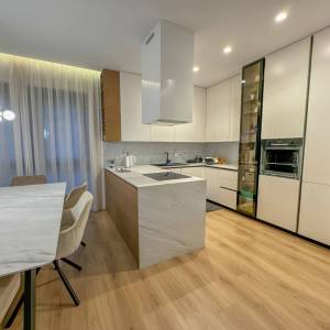 OPATIJA, CENTAR - ekskluzivni penthouse s pogledom, bazenom i garažom
