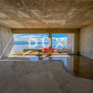 OPATIJA, CENTAR - fantastičan penthouse s panoramskim pogledom i garažom u novogradnji iznad centra Opatije 