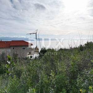 OPATIJA, CENTAR - građevinsko zemljište 3289m2 s pogledom na more za stambenu zgradu-stanove-apartmane/ obiteljsku kuću/ kuću z...