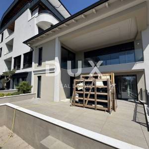 OPATIJA, CENTAR – gradska vila s hotelskim sadržajem, concierge, recepcija, wellness, garaža, jedinstvena nekretnina