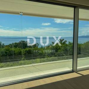 OPATIJA, CENTAR - impozantna vila od 427m2 iznad centra Opatije s rijetko viđenim karakteristikama