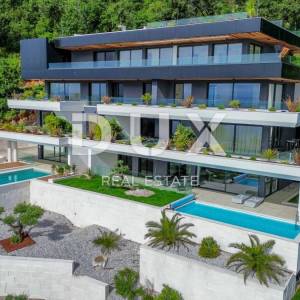 OPATIJA, CENTAR - jedinstveni penthouse s krovnim bazenom iznad centra Opatije, garaža, panoramski pogled