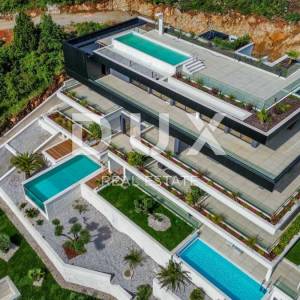 OPATIJA, CENTAR - jedinstveni penthouse s krovnim bazenom iznad centra Opatije, garaža, panoramski pogled