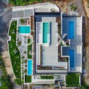 OPATIJA, CENTAR - jedinstveni penthouse s krovnim bazenom iznad centra Opatije, garaža, panoramski pogled