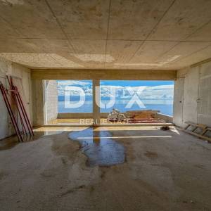 OPATIJA, CENTAR – luksuzan penthouse s panoramskim pogledom na more i garažom, top lokacija