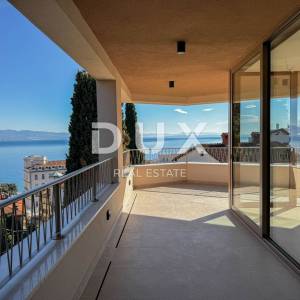 OPATIJA, CENTAR – luksuzan penthouse u centru Opatije, privatna pozicija i krovni bazen, samo 200m od mora