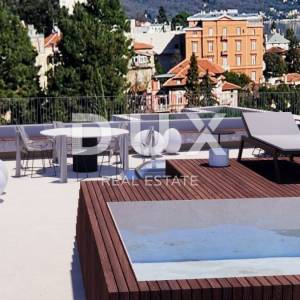 OPATIJA, CENTAR – luksuzan penthouse u centru Opatije, privatna pozicija i krovni bazen, samo 200m od mora