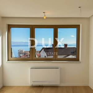 OPATIJA, CENTAR – luksuzan penthouse u centru Opatije, privatna pozicija i krovni bazen, samo 200m od mora