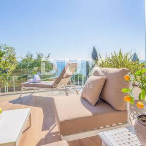 OPATIJA, CENTAR - luksuzan stan u novogradnji s bazenom, pogled, 150m od mora