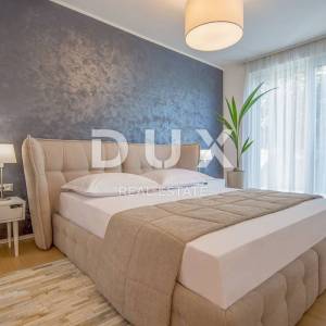 OPATIJA, CENTAR - luksuzan stan u novogradnji s bazenom, pogled, 150m od mora