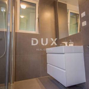 OPATIJA, CENTAR - luksuzan stan u novogradnji s bazenom, pogled, 150m od mora