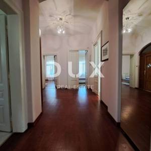 OPATIJA, CENTAR- Luksuzan stan od 180 m2 s pogledom na more i 4 parkirna mjesta