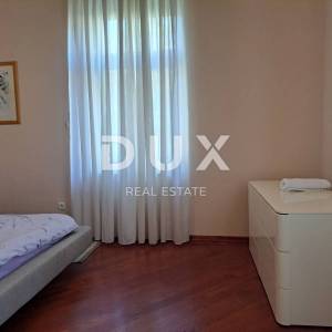 OPATIJA, CENTAR- Luksuzan stan od 180 m2 s pogledom na more i 4 parkirna mjesta