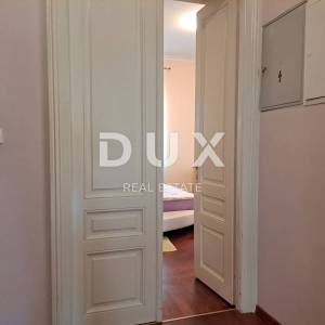 OPATIJA, CENTAR- Luksuzan stan od 180 m2 s pogledom na more i 4 parkirna mjesta