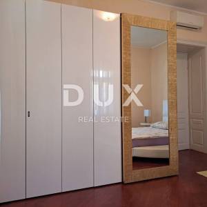 OPATIJA, CENTAR- Luksuzan stan od 180 m2 s pogledom na more i 4 parkirna mjesta