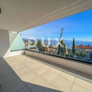 OPATIJA, CENTAR - luksuzan stan u novogradnji s bazenom i garažom u centru Opatije