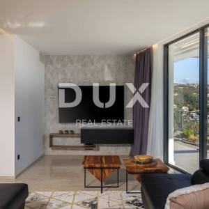 OPATIJA, CENTAR – luksuzna etaža od 300m2 u novogradnji s garažom, panoramski pogled na more