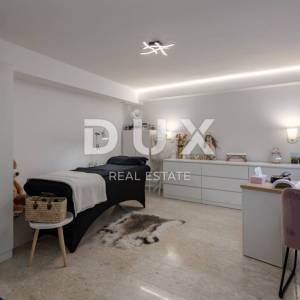 OPATIJA, CENTAR – luksuzna etaža od 300m2 u novogradnji s garažom, panoramski pogled na more