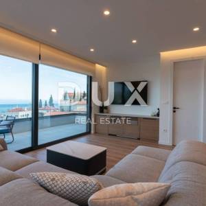 OPATIJA, CENTAR - najam stana 130m2 u novogradnji s bazenom i garažom u centru Opatije