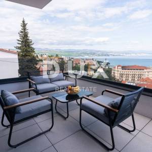 OPATIJA, CENTAR - najam stana 130m2 u novogradnji s bazenom i garažom u centru Opatije